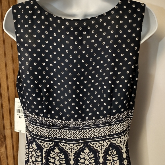 Norton Mc Naughton V-neck Women's Sleeveless Top Navy Blue Floral Print Size 10 - Picture 3 of 5